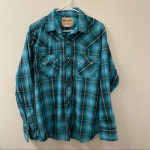 Wrangler pearl snap long sleeve, medium